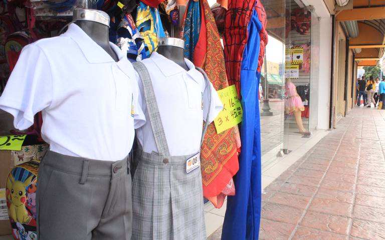 Esperan comerciantes que uniformes de sean fabricados - El Sol de Hermosillo | Noticias Locales, Policiacas, sobre México, Sonora y el Mundo